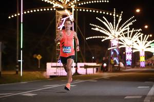 BIB: 40543
                            <button type="button" onclick="openModal(20232243)" class="btn btn-primary btn-sm float-right btn-popup" data-toggle="modal" data-target=".modal-high-quality">
                        <i class="fas fa-shopping-cart"></i> Add to Cart
                    </button>
                                            <button type="button" onclick="isThisMe(20232243, true)" class="btn btn-success btn-sm float-right btn-popup btn-isme hidden" data-toggle="tooltip" data-placement="bottom" title="นี่คือรูปของคุณใช่ไหม คลิกที่นี่เพื่อเอาเข้าอัลบั้ม">
                        <i class="fas fa-plus"></i> Add to album
                    </button>
                    <button type="button" onclick="isThisMe(20232243, false)" class="btn btn-warning btn-sm float-right btn-popup btn-isnotme hidden">
                        <i class="fas fa-ban"></i> Remove from album
                    </button>